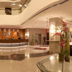 Avari Dubai Hotel интерьер отеля