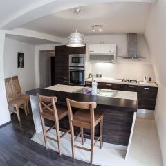 Отель Apt under Prague Eiffel Tower - 2 Br Apts в номере