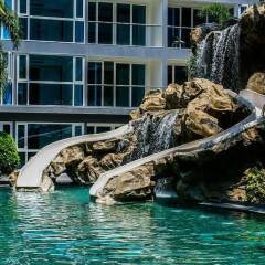 Отель Modernized Condo Seaview Central Pattaya бассейн
