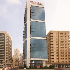 Отель Ramada Corniche Абу-Даби вид на фасад