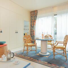 Отель Foch - Champs Elysées, 60m2 Suites in Paris балкон