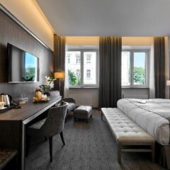 Hotel Congress Avenue сейф в номере