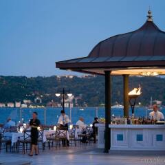 Four Seasons Hotel Istanbul at the Bosphorus бассейн