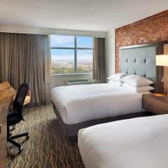 Travelodge Hotel Toronto Airport комната для гостей фото 5