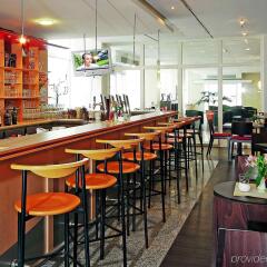 Отель Ibis Dresden Königstein Германия, Дрезден - 8 отзывов об отеле, цены и фото номеров - забронировать отель Ibis Dresden Königstein онлайн гостиничный бар