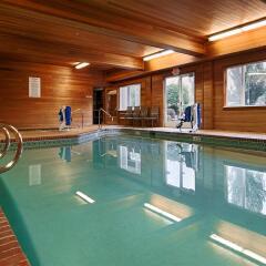 Отель Best Western Plus Cascade Inn & Suites бассейн фото 2