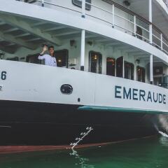 Отель Emeraude Classic Cruises Вьетнам, Халонг - отзывы, цены и фото номеров - забронировать отель Emeraude Classic Cruises онлайн городской автобус