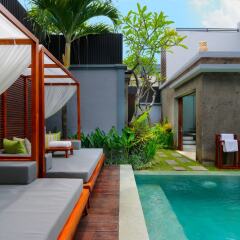 Отель SEMINYAK ICON by Karaniya Experience - CHSE Certified Индонезия, Кута - отзывы, цены и фото номеров - забронировать отель SEMINYAK ICON by Karaniya Experience - CHSE Certified онлайн комната для гостей фото 3