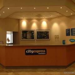 Отель City Express Plus Guadalajara Expo интерьер отеля