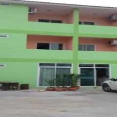 Отель J&E парковка