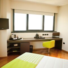 Отель The Hub Hotel Италия, Милан - 9 отзывов об отеле, цены и фото номеров - забронировать отель The Hub Hotel онлайн удобства в номере