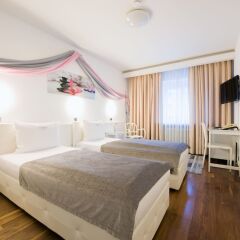Отель Rivoli Германия, Мюнхен - 7 отзывов об отеле, цены и фото номеров - забронировать отель Rivoli онлайн детские мероприятия фото 2