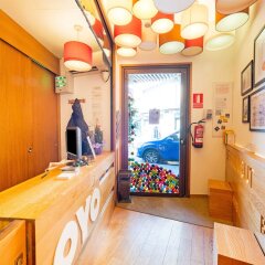 Отель Hostal Athenas Испания, Сан-Адриан-де-Бесос - 8 отзывов об отеле, цены и фото номеров - забронировать отель Hostal Athenas онлайн интерьер отеля