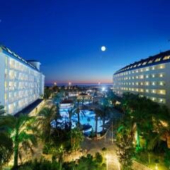 Отель Crystal Admiral Resort Suites & SPA – All Inclusive Ченгер вид на фасад