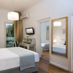 Отель Dizengoff Suites Тель-Авив комната для гостей фото 5