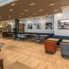 Отель Holiday Inn Express Cologne - City Centre гостиничный бар