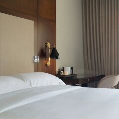 Отель Hyatt Regency Nice Palais de la Méditerranée сейф в номере