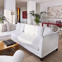 Отель Meliá Barcelona Sky интерьер отеля