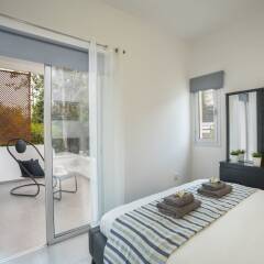 Отель Protaras Ayios Elias Alice Suite комната для гостей фото 3