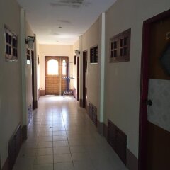 Отель Shwe Daung Thiri Motel Burmese Only Мьянма, Пром - отзывы, цены и фото номеров - забронировать отель Shwe Daung Thiri Motel Burmese Only онлайн интерьер отеля
