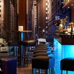 Отель Zurich Marriott Hotel Швейцария, Цюрих - отзывы, цены и фото номеров - забронировать отель Zurich Marriott Hotel онлайн гостиничный бар