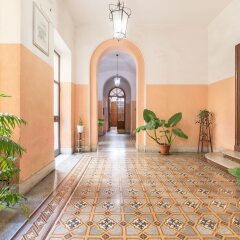 Апартаменты Monti Apartment few Steps from Colosseum интерьер отеля