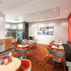 Отель ibis Praha Old Town питание