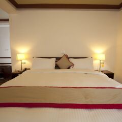 Отель Shambaling Boutique Hotel Непал, Катманду - отзывы, цены и фото номеров - забронировать отель Shambaling Boutique Hotel онлайн сейф в номере
