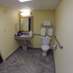 Best Western Inn in Russellville, United States of America from 76$, photos, reviews - zenhotels.com bathroom