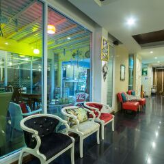 Отель Sea Breeze Jomtien Residence Таиланд, Паттайя - отзывы, цены и фото номеров - забронировать отель Sea Breeze Jomtien Residence онлайн интерьер отеля фото 2