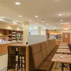 Отель Holiday Inn Express Dusseldorf - City питание фото 2