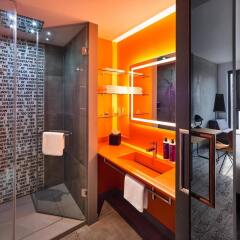 Отель Jaz Amsterdam Амстердам ванная