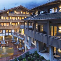 Отель ElisabethHotel Premium Private Retreat вид на фасад фото 2