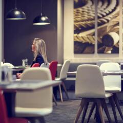 Отель Mercure Oostende Бельгия, Остенде - 1 отзыв об отеле, цены и фото номеров - забронировать отель Mercure Oostende онлайн гостиничный бар