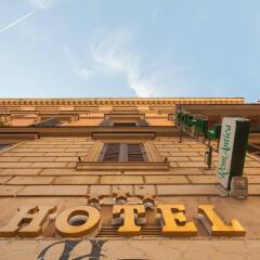Hotel Romantica парковка