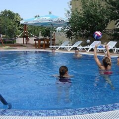 Aquarelle Hotel And Villas Золотые пески бассейн фото 3