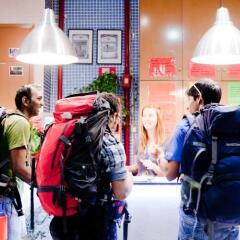 Отель Be Mar Hostel Испания, Барселона - отзывы, цены и фото номеров - забронировать отель Be Mar Hostel онлайн спортивное сооружение