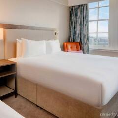 Отель Hilton Edinburgh Carlton комната для гостей фото 2