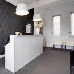 Отель Hostal Besaya интерьер отеля фото 3
