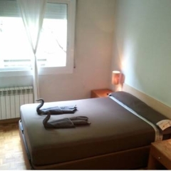 Отель Motorsport Bed & Breakfast Барселона спа