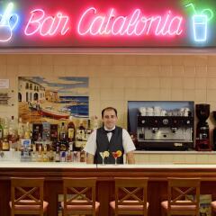 Hotel Catalonia гостиничный бар