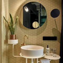 Отель 25hours Hotel The Circle Германия, Кёльн - отзывы, цены и фото номеров - забронировать отель 25hours Hotel The Circle онлайн ванная