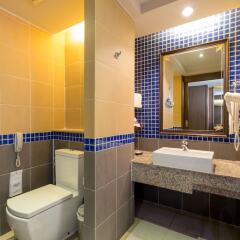 Отель Blue Ocean Resort Таиланд, Пхукет - отзывы, цены и фото номеров - забронировать отель Blue Ocean Resort онлайн ванная