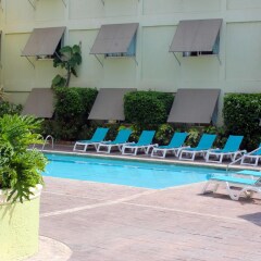 Отель Knutsford Court Hotel Ямайка, Кингстон - отзывы, цены и фото номеров - забронировать отель Knutsford Court Hotel онлайн бассейн