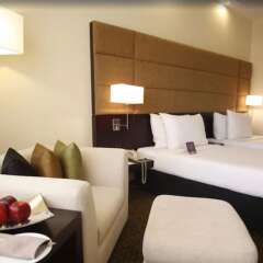 Отель Cinnamon Lakeside Colombo в номере фото 2