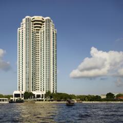 Отель The Peninsula Bangkok Таиланд, Бангкок - 1 отзыв об отеле, цены и фото номеров - забронировать отель The Peninsula Bangkok онлайн приотельная территория