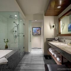 Отель Fairmont Pacific Rim Канада, Ванкувер - отзывы, цены и фото номеров - забронировать отель Fairmont Pacific Rim онлайн ванная