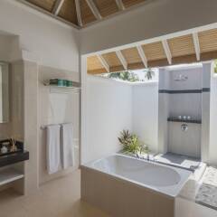 Отель Kurumba Maldives ванная
