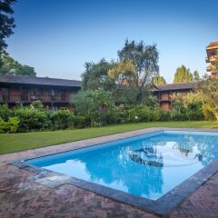 Отель Summit Hotel Непал, Лалитпур - отзывы, цены и фото номеров - забронировать отель Summit Hotel онлайн бассейн фото 2