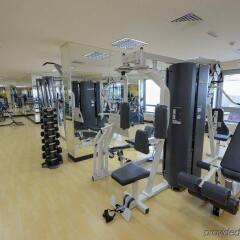 Al Salam Grand Hotel Apartment фитнесс-зал